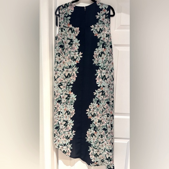 BCBGMaxAzria Dress - Picture 3 of 4